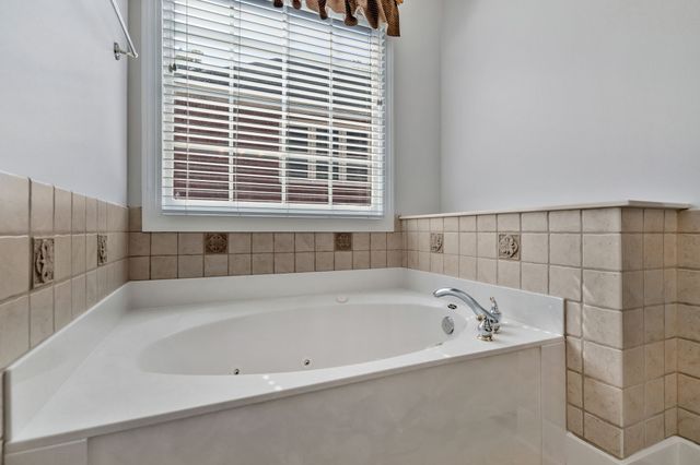 4550 Winfield Dr, Nashville, TN 37211