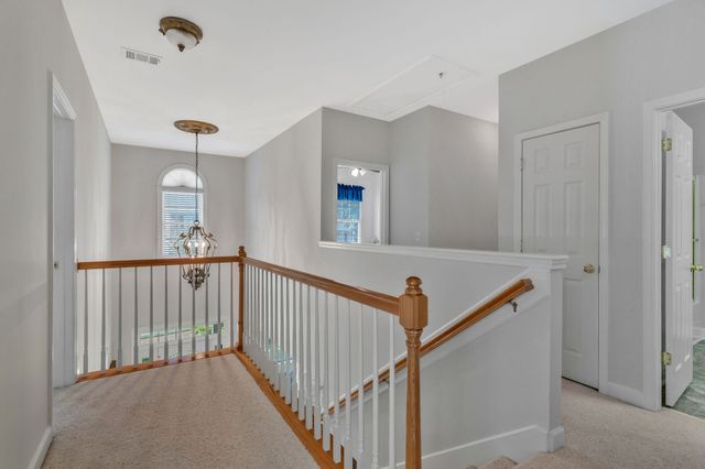 4550 Winfield Dr, Nashville, TN 37211