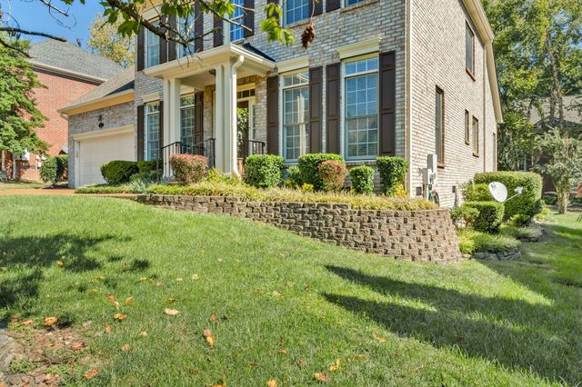 4550 Winfield Dr, Nashville, TN 37211