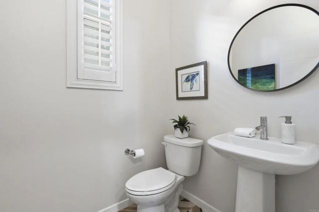 1566 Vista Del Mar Way 3, Oceanside, CA 92054