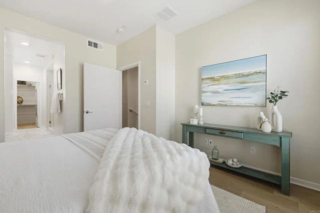 1566 Vista Del Mar Way 3, Oceanside, CA 92054