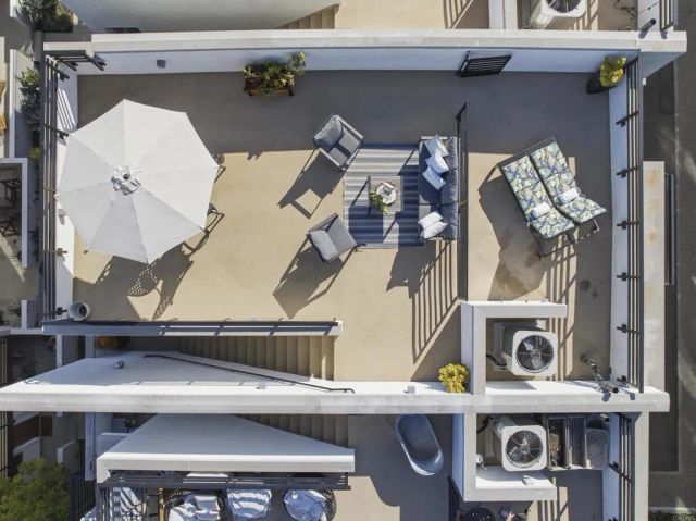 1566 Vista Del Mar Way 3, Oceanside, CA 92054