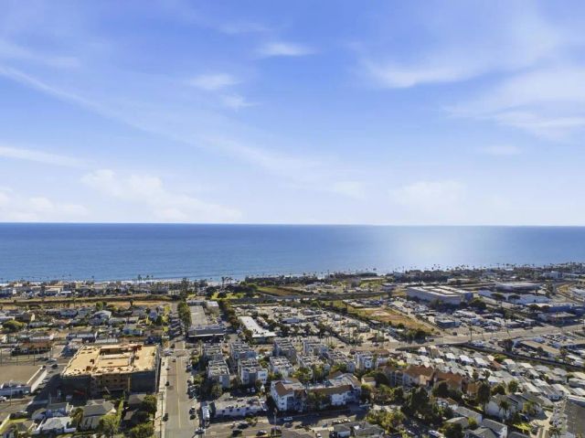 1566 Vista Del Mar Way 3, Oceanside, CA 92054