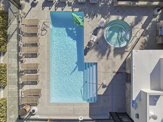 1566 Vista Del Mar Way 3, Oceanside, CA 92054