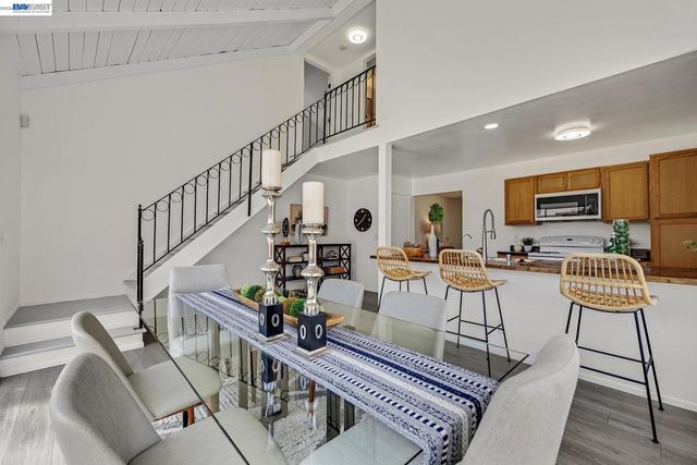 1427 Saybrook Rd, Livermore, CA 94551