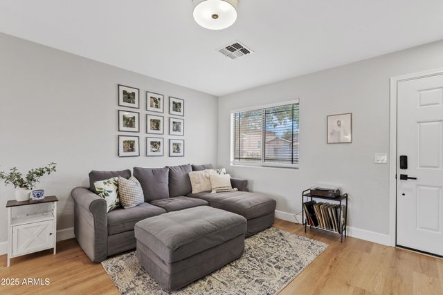 1720 E DUST DEVIL Drive, San Tan Valley, AZ 85143