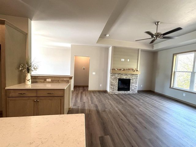 727 REED STREET, Neenah, WI 54956