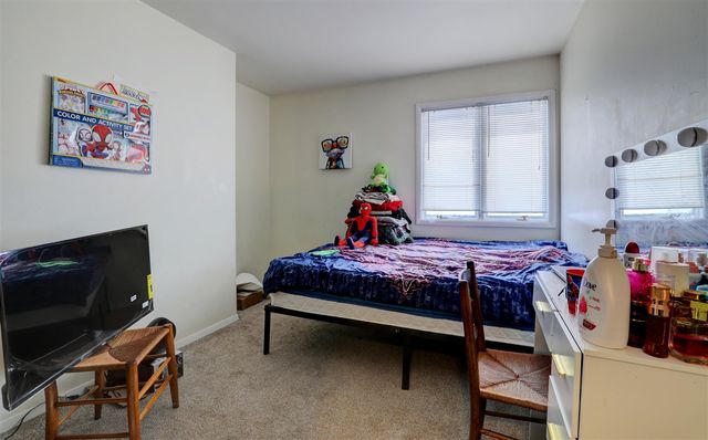 6079 Torrington Road, Kalamazoo, MI 49009