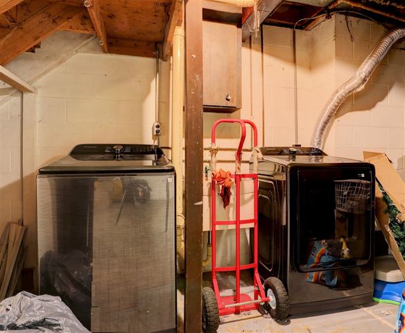 6079 Torrington Road, Kalamazoo, MI 49009