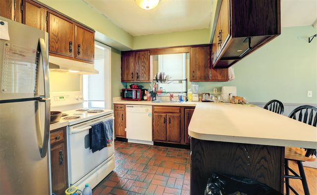 6079 Torrington Road, Kalamazoo, MI 49009