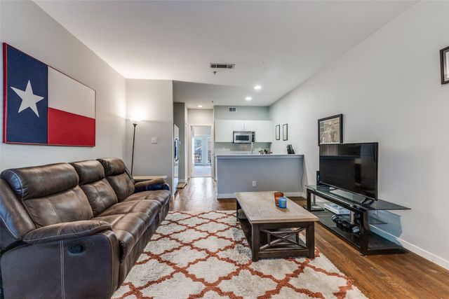 4111 Cole Avenue 17, Dallas, TX 75204