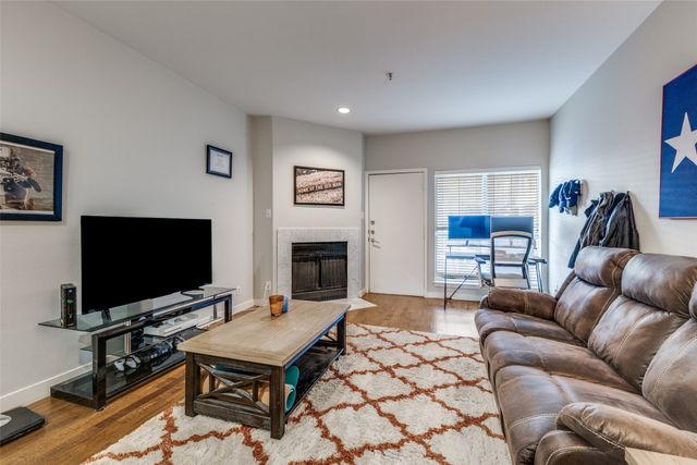 4111 Cole Avenue 17, Dallas, TX 75204