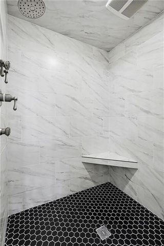 10200 N Wabash Avenue, Kansas City, MO 64155