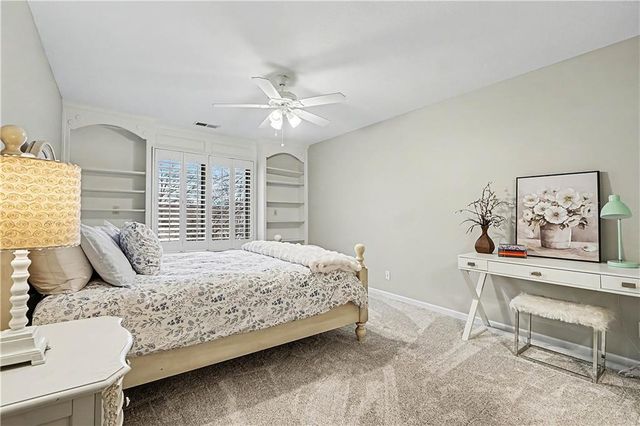 10200 N Wabash Avenue, Kansas City, MO 64155