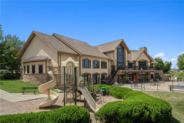 10200 N Wabash Avenue, Kansas City, MO 64155