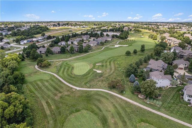 10200 N Wabash Avenue, Kansas City, MO 64155