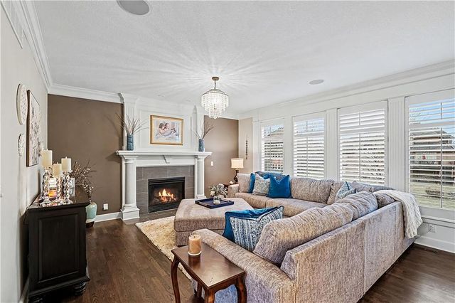 10200 N Wabash Avenue, Kansas City, MO 64155