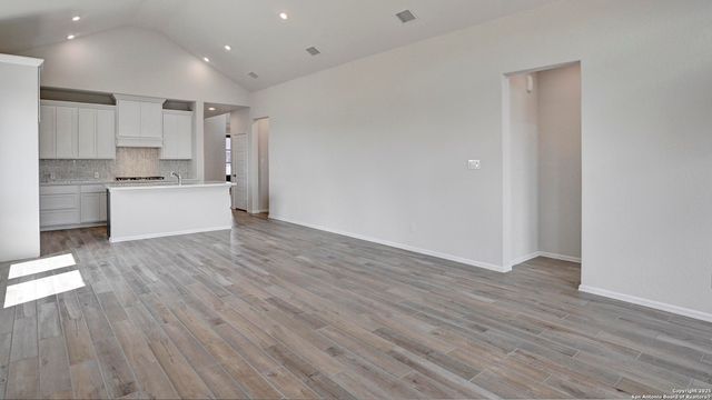 12627 Cotorra Springs, San Antonio, TX 78254