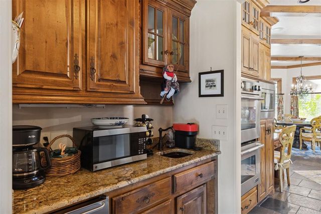 1301 NW 157th Street, Edmond, OK 73013