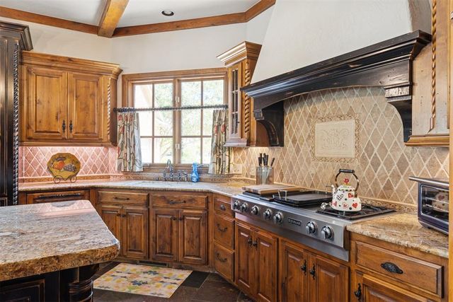 1301 NW 157th Street, Edmond, OK 73013