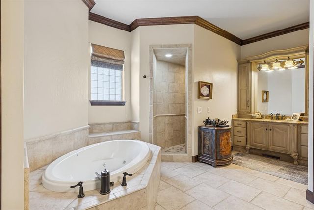 1301 NW 157th Street, Edmond, OK 73013