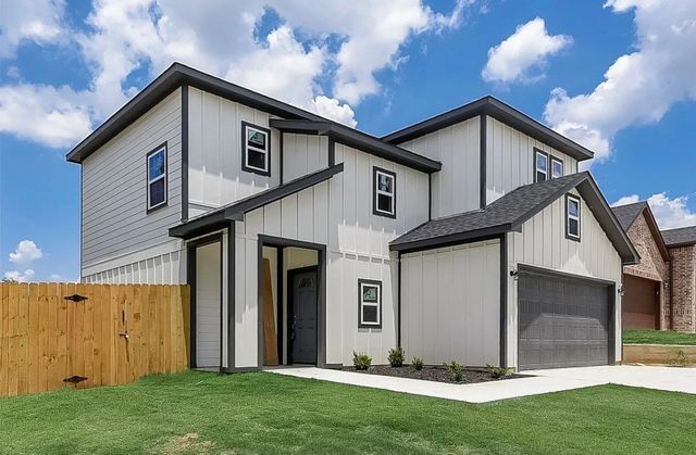 1901 Kelly Street, Fort Worth, TX 76104