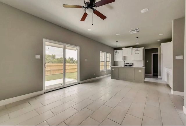 1901 Kelly Street, Fort Worth, TX 76104