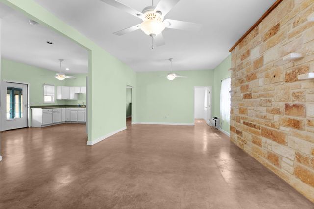204 Deer Ridge DR, Burnet, TX 78611