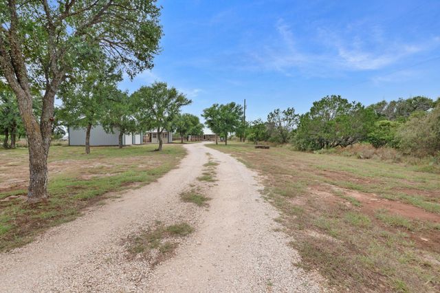 204 Deer Ridge DR, Burnet, TX 78611