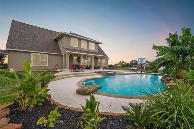 586 Ruby Drive, Bellville, TX 77418