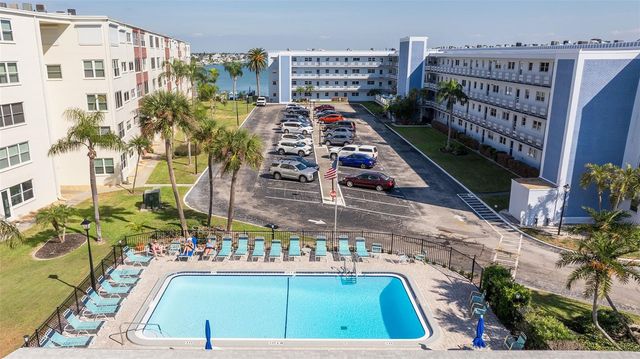 5555 GULF BOULEVARD 115, St Pete Beach, FL 33706