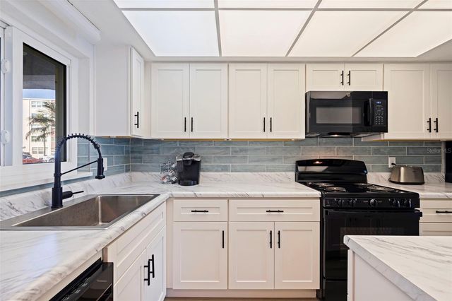 5555 GULF BOULEVARD 115, St Pete Beach, FL 33706