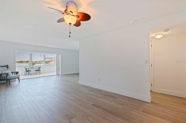 5555 GULF BOULEVARD 115, St Pete Beach, FL 33706