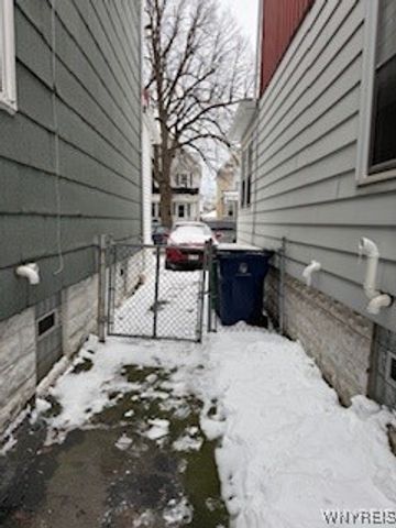 80 Hayden Street, Buffalo, NY 14210