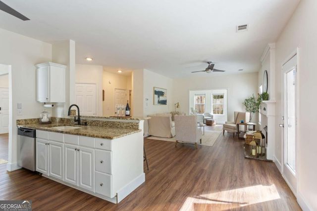 132 Parkstone Way, Marietta, GA 30066