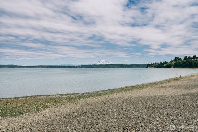 4851 Bend Drive NE, Lacey, WA 98516