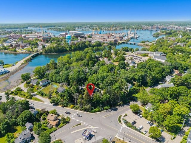 52 Whipple Road, Kittery, ME 03904