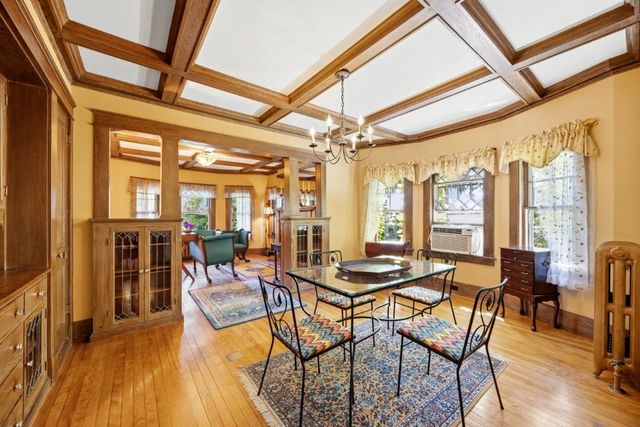 52 Whipple Road, Kittery, ME 03904