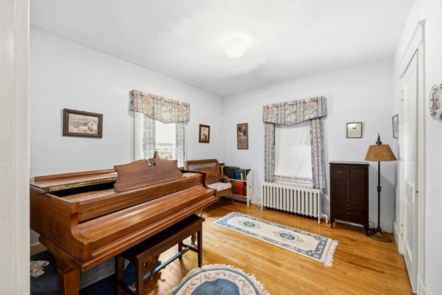 52 Whipple Road, Kittery, ME 03904