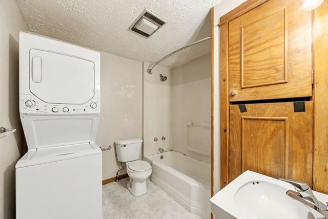 52 Whipple Road, Kittery, ME 03904