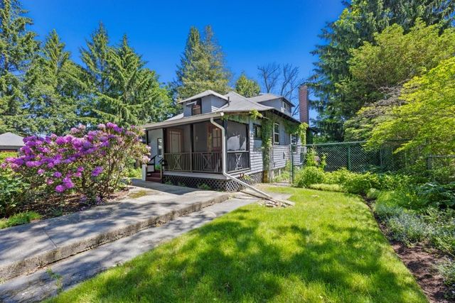 52 Whipple Road, Kittery, ME 03904