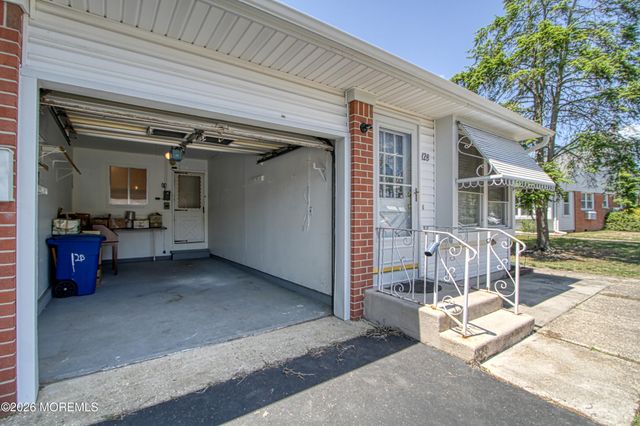 12 Potomac Lane B, Whiting, NJ 08759
