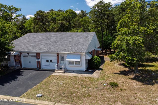 12 Potomac Lane B, Whiting, NJ 08759