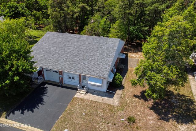 12 Potomac Lane B, Whiting, NJ 08759