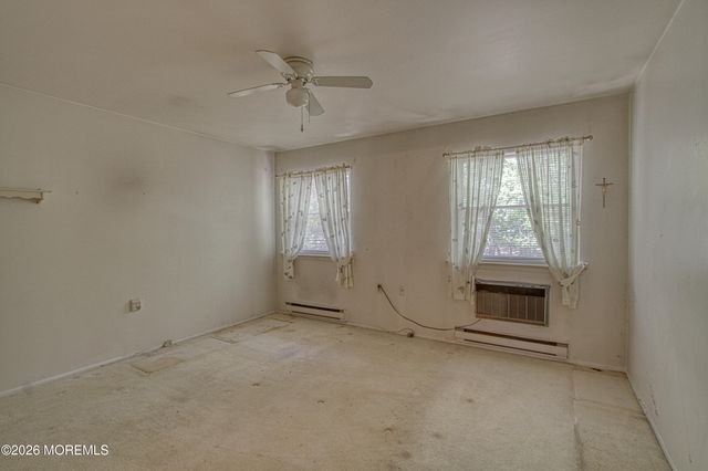 12 Potomac Lane B, Whiting, NJ 08759