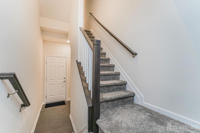 307 Peyton Place, New Brunswick, NJ 08901