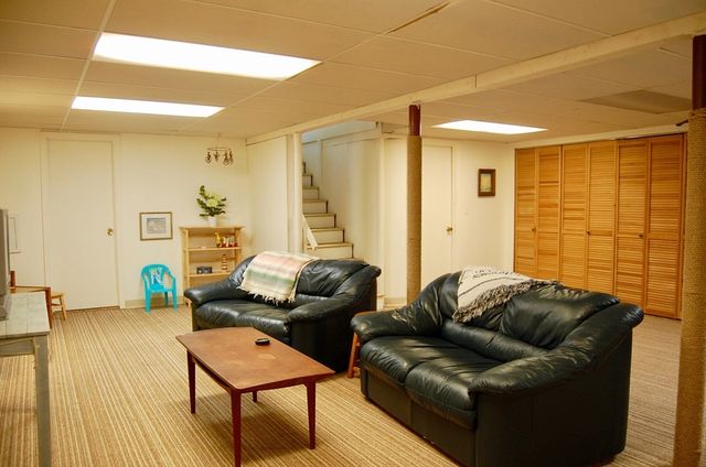 495 Schoolhouse Rd, Eastham, MA 02642