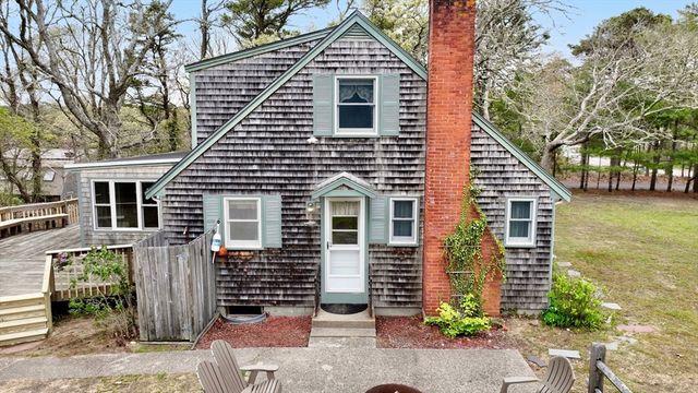 495 Schoolhouse Rd, Eastham, MA 02642