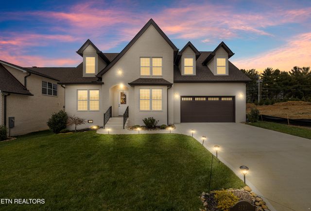 8121 Carolina Cherry Lane, Knoxville, TN 37919