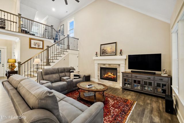 8121 Carolina Cherry Lane, Knoxville, TN 37919